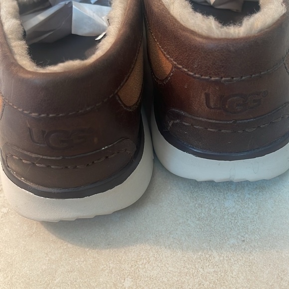 UGG Mens Fascot Slip On Leather Suede Sheepskin Loafer Size 11 US Brown - Picture 11 of 11